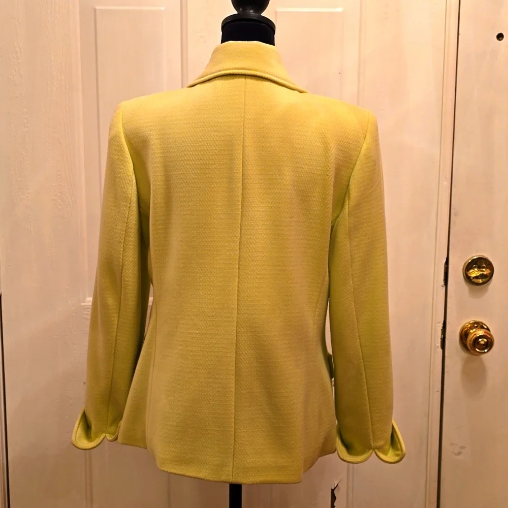 Button Jacket #25 - Picture 4 of 9